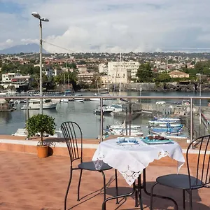 https://la-casa-di-nonna-maria.sicilyhotelsitaly.net